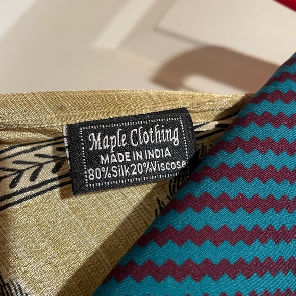 New reversible wrap silk skirt - Picture 6 of 6